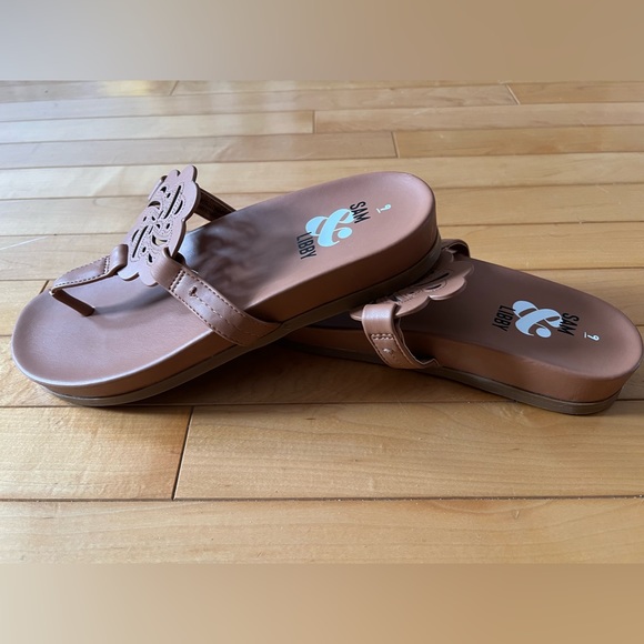 Brand new Sam and Libby sandals Brown Size 9 Thong Flats - Picture 4 of 6